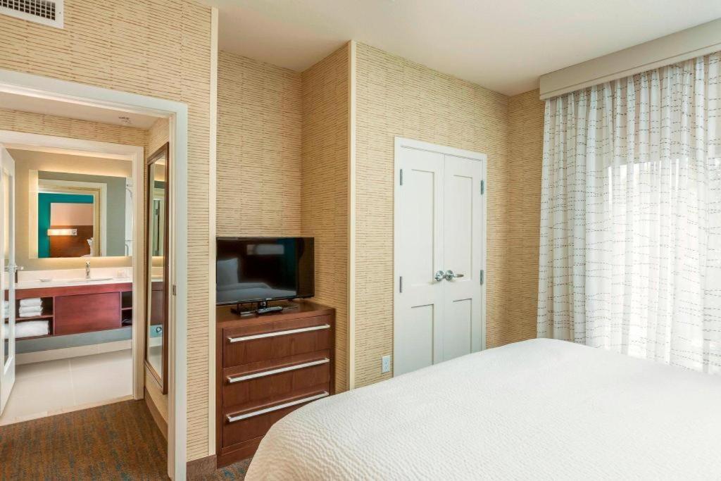 Residence Inn Portland Hillsboro/Brookwood Bagian luar foto