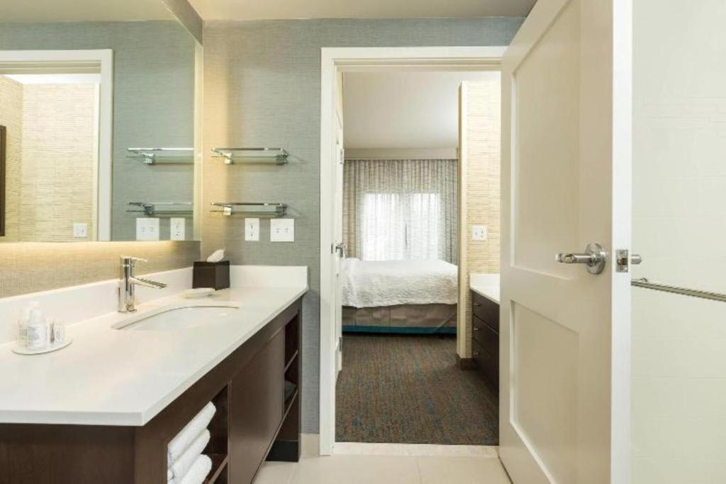 Residence Inn Portland Hillsboro/Brookwood Bagian luar foto